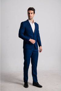 Gentlemen business suit slim fit