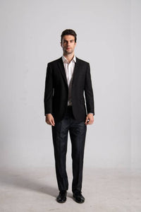 Gentlemen business suit slim fit